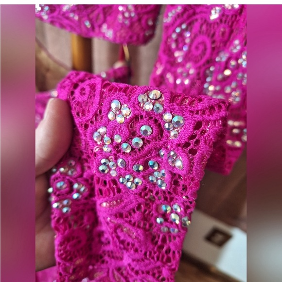 LA FEMME FUSHIA PINK 2PC PROM DRESS SIZE 6 - Picture 7 of 9